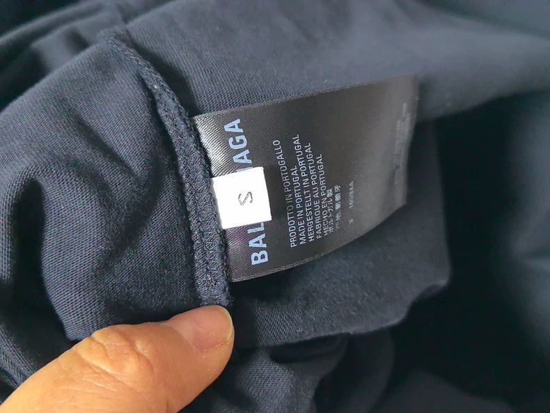 Balenciaga Balenciaga Oversized Short Sleeve Tee - dmc Size US XXL / EU 58 / 5 - 4 Thumbnail