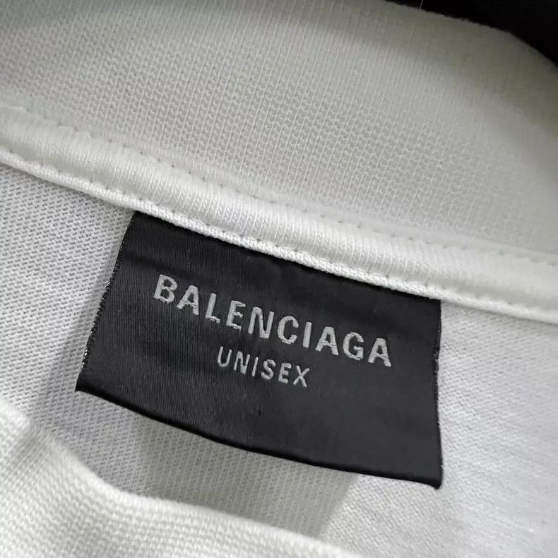 Balenciaga Balenciaga Distressed Letter Print Tee - dmc Size US S / EU 44-46 / 1 - 3 Thumbnail
