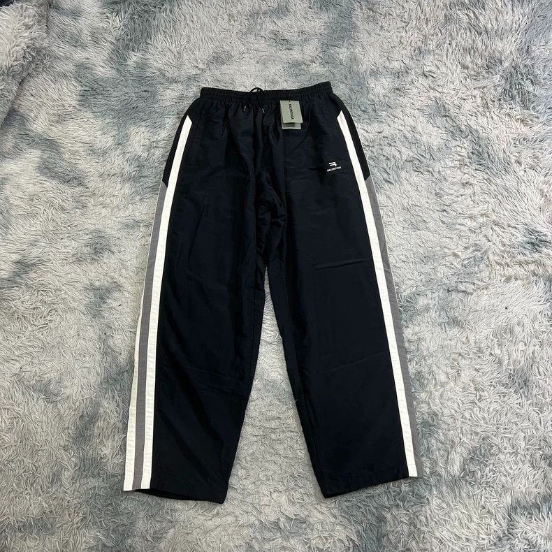 Balenciaga BALENCIAGA Black Casual Pants - dmc Size US 38 / EU 54 - 2 Thumbnail