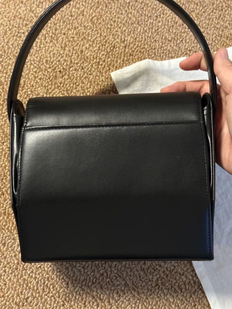 Givenchy Givenchy Vintage Leather Handbag - dmc Size ONE SIZE - 5 Thumbnail