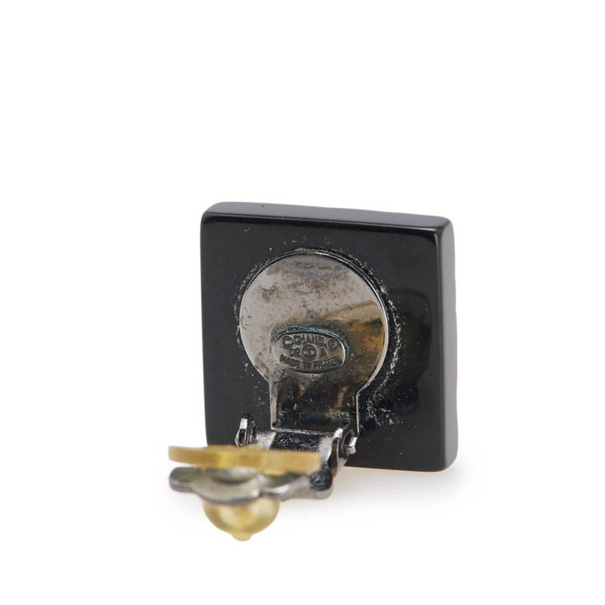 Chanel CHANEL Coco Mark Camellia Square Earrings in Black Metal for Women Size ONE SIZE - 3 Thumbnail