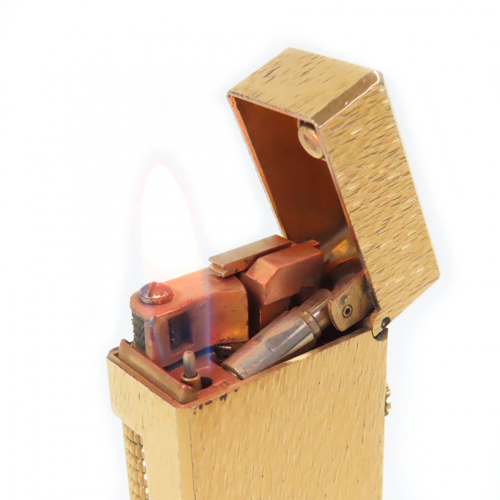 Other Dunhill Dunhill All-over pattern Lighter Smoking Accessory Metal Lighter DUTY FREE for USA Size ONE SIZE - 7 Thumbnail