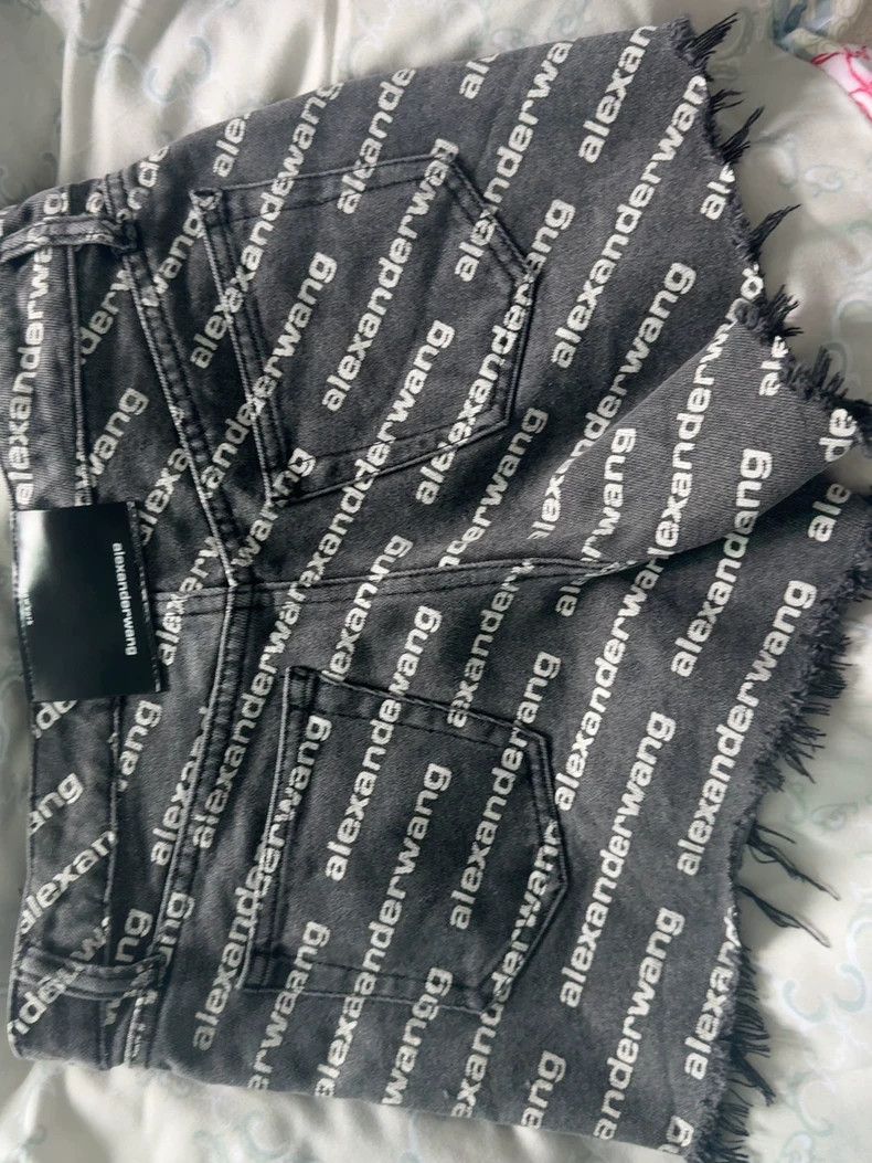 Alexander Wang Alexander Wang Bite Logo High-Waist Denim Shorts Size 26" / US 2 / IT 38 - 3 Thumbnail