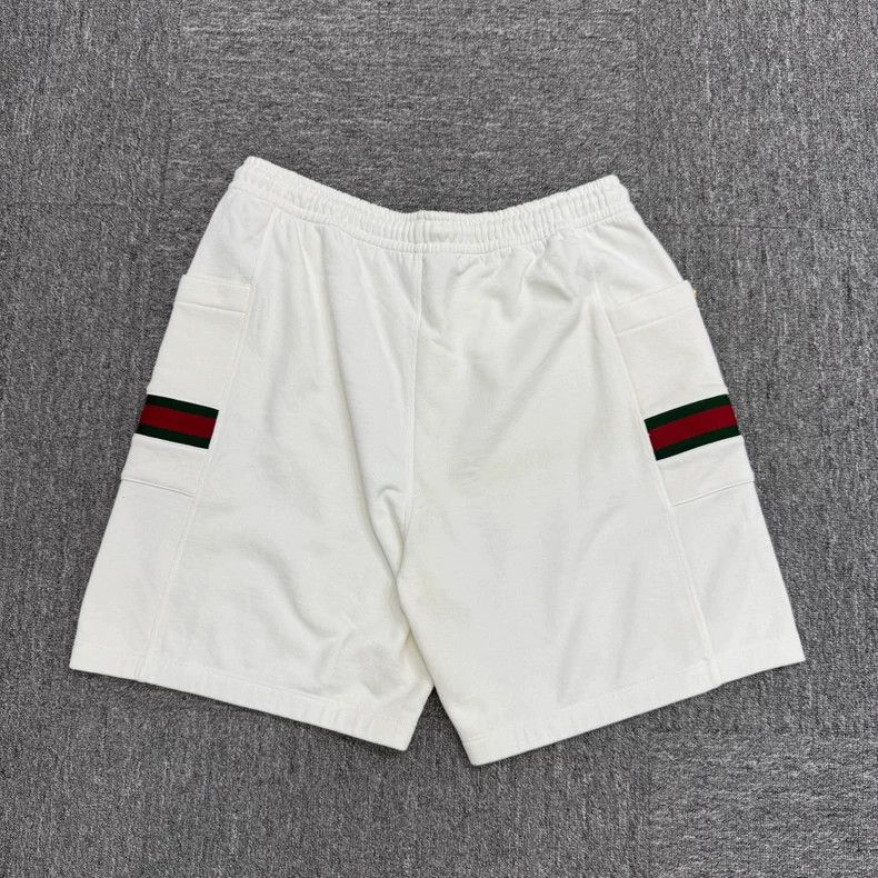 Gucci Gucci Embroidered Logo Shorts-yf Size US 32 / EU 48 - 2 Thumbnail
