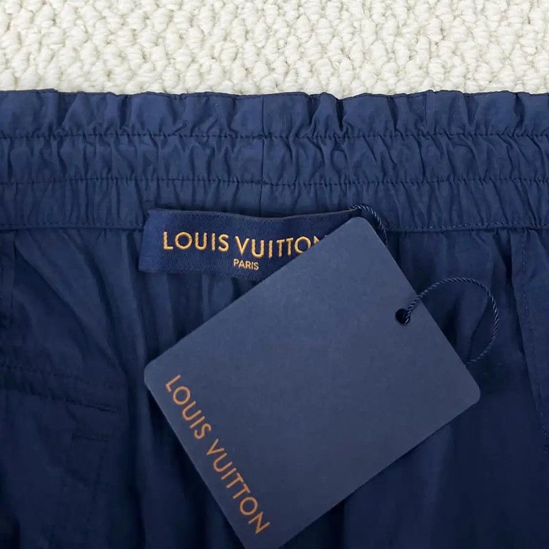 Louis Vuitton Louis Vuitton Navy Nylon Logo Casual Pants 0089 Size US 32 / EU 48 - 3 Thumbnail