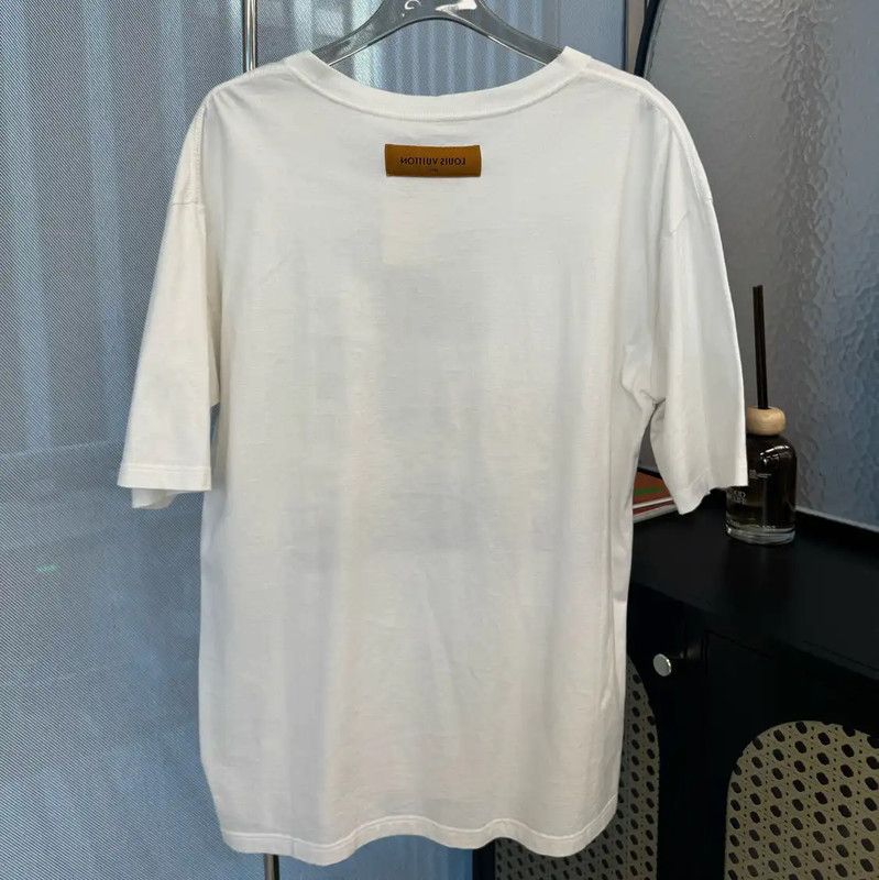 Louis Vuitton Louis Vuitton White XXL Men's T-Shirt 0089 Size US XXL / EU 58 / 5 - 2 Thumbnail