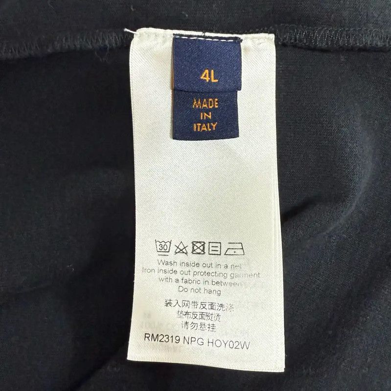 Louis Vuitton Louis Vuitton Black Cotton Men's T-Shirt 0089 Size US M / EU 48-50 / 2 - 4 Thumbnail