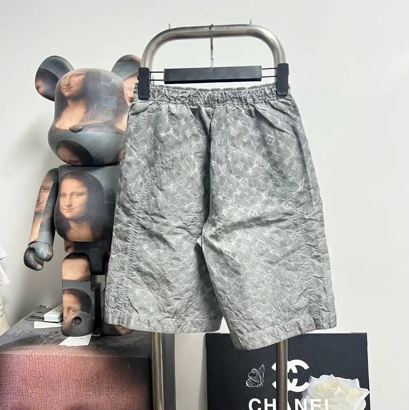 Louis Vuitton Louis Vuitton Gray Men's Shorts 0089 Size US 30 / EU 46 - 2 Thumbnail