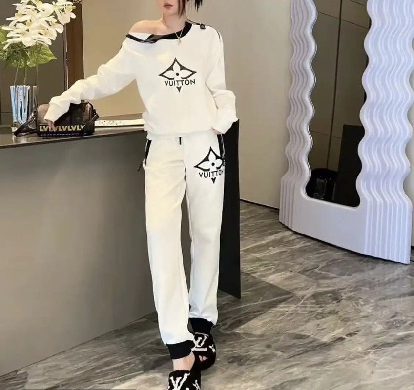 Louis Vuitton Louis Vuitton White Logo Sweatpants 0089 Size US 32 / EU 48 - 9 Thumbnail