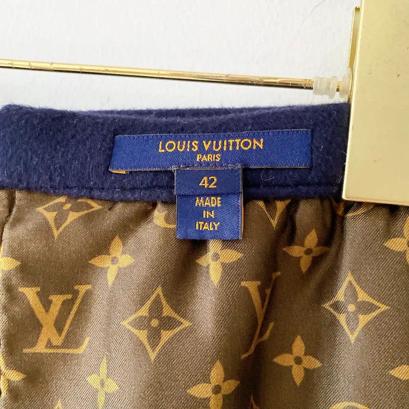 Louis Vuitton Louis Vuitton Deep Blue Cashmere Skirt 0089 Size 32" / US 10 / IT 46 - 8 Thumbnail