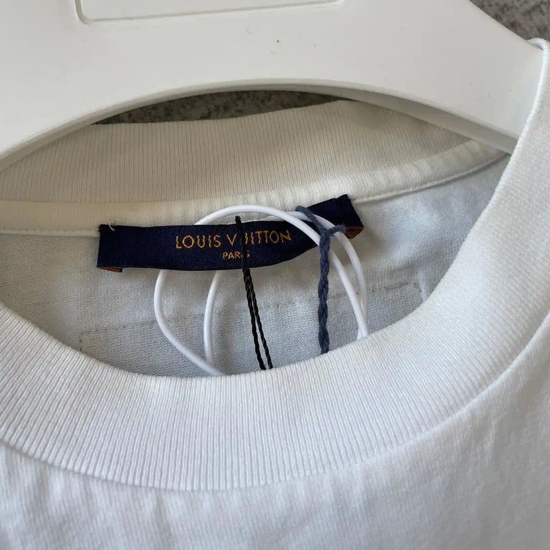 Louis Vuitton Louis Vuitton White Women's T-Shirt Size S 0089 Size S / US 4 / IT 40 - 3 Thumbnail