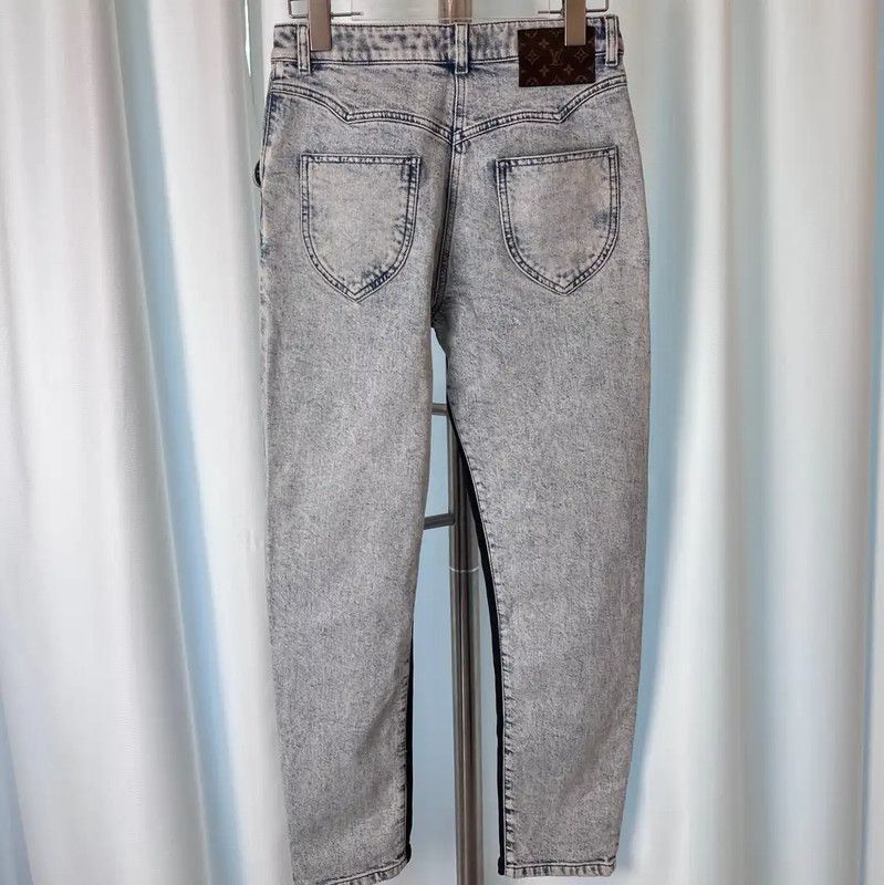 Louis Vuitton Louis Vuitton Light Blue Denim Pants for Women 0089 Size 28" / US 6 / IT 42 - 2 Thumbnail