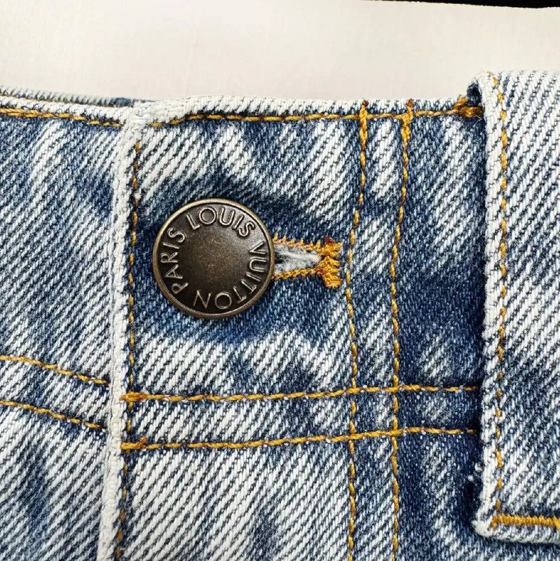 Louis Vuitton Louis Vuitton Light Blue Denim Mini Skirt 0089 Size 22" - 4 Thumbnail