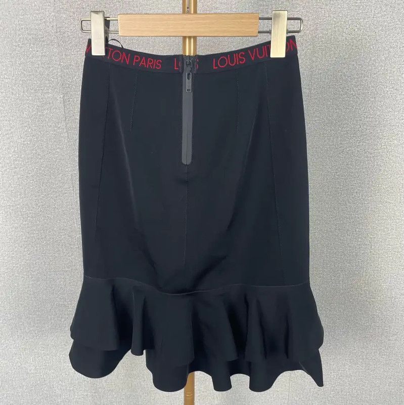Louis Vuitton Louis Vuitton XXS Black Polyester Women's Skirt 0089 Size 22" - 2 Thumbnail