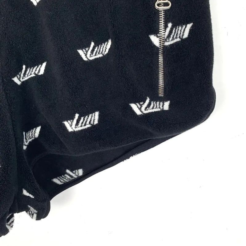 Louis Vuitton Louis Vuitton Black Cotton Women’s Shorts 0089 Size 24" / US 00 / IT 34 - 4 Thumbnail