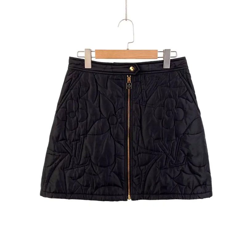 Louis Vuitton Louis Vuitton Black Nylon Skirt for Women 0089 Size 28" / US 6 / IT 42 - 2 Thumbnail