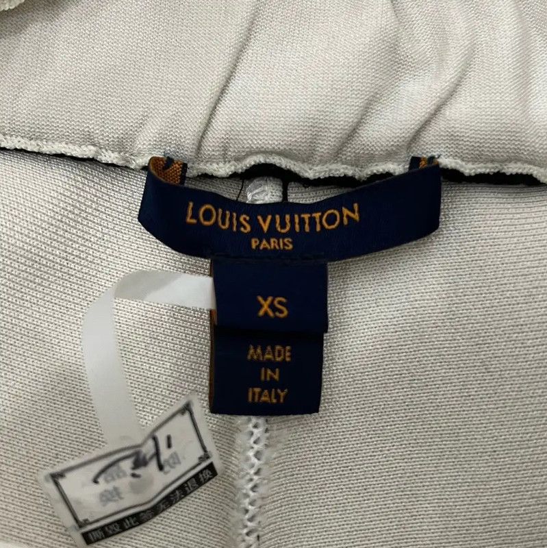 Louis Vuitton Louis Vuitton Black Women's Shorts 0089 Size 26" / US 2 / IT 38 - 3 Thumbnail