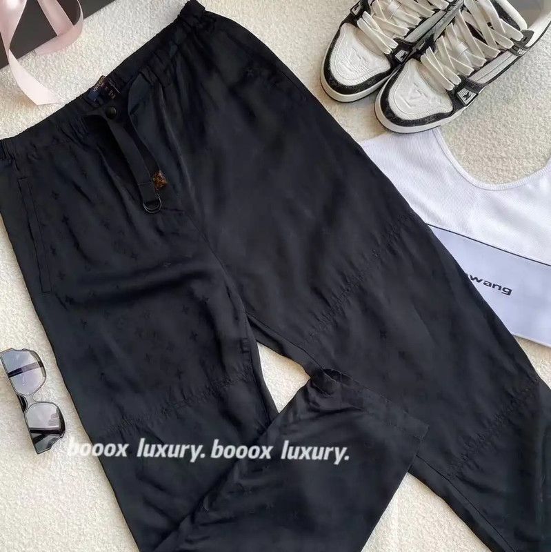 Louis Vuitton Louis Vuitton Black Ladies Casual Pants 0089 Size 26" / US 2 / IT 38 - 4 Thumbnail
