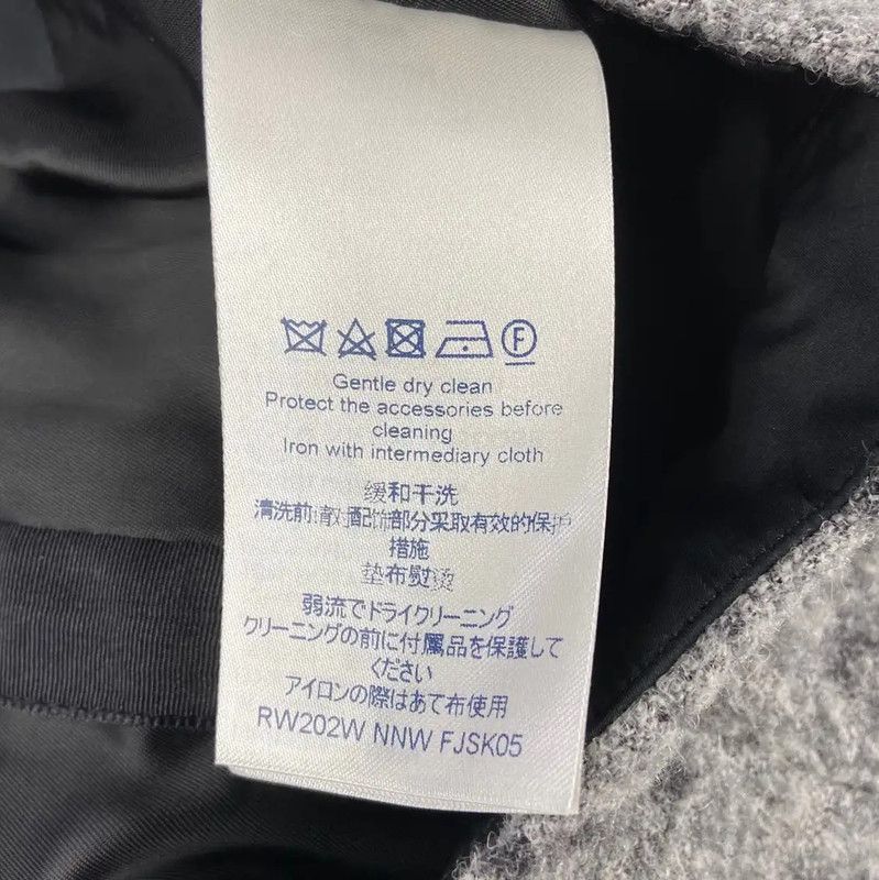Louis Vuitton Louis Vuitton Gray Wool Mini Skirt 0089 Size 23" - 6 Thumbnail