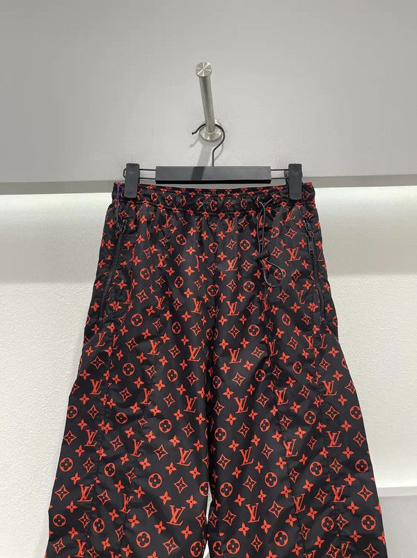 Louis Vuitton Louis Vuitton Red Monogram Casual Pants 0089 Size 30" / US 8 / IT 44 - 3 Thumbnail
