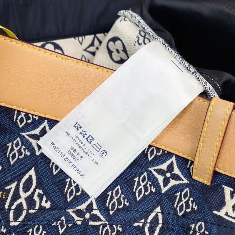 Louis Vuitton Louis Vuitton Multi-Color Casual Pants for Women 0089 Size 30" / US 8 / IT 44 - 4 Thumbnail