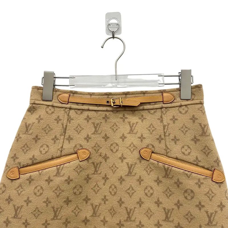 Louis Vuitton Louis Vuitton Khaki Women's Midi Skirt 0089 Size 26" / US 2 / IT 38 - 4 Thumbnail