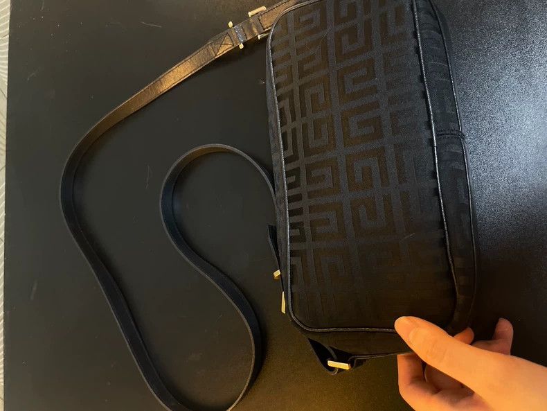 Givenchy Givenchy Vintage Crossbody Bag - dmc Size ONE SIZE - 4 Thumbnail