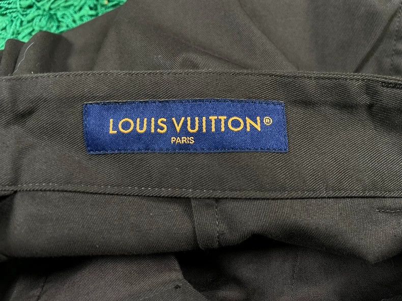Louis Vuitton LOUIS VUITTON Embroidered Logo Cargo Pants - dmc Size US 31 - 6 Thumbnail