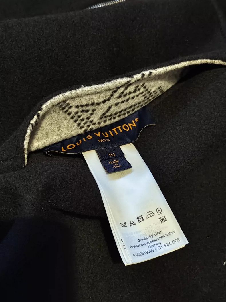 Louis Vuitton LV Reversible Wool Hooded Cloak - dmc Size US M / EU 48-50 / 2 - 3 Thumbnail