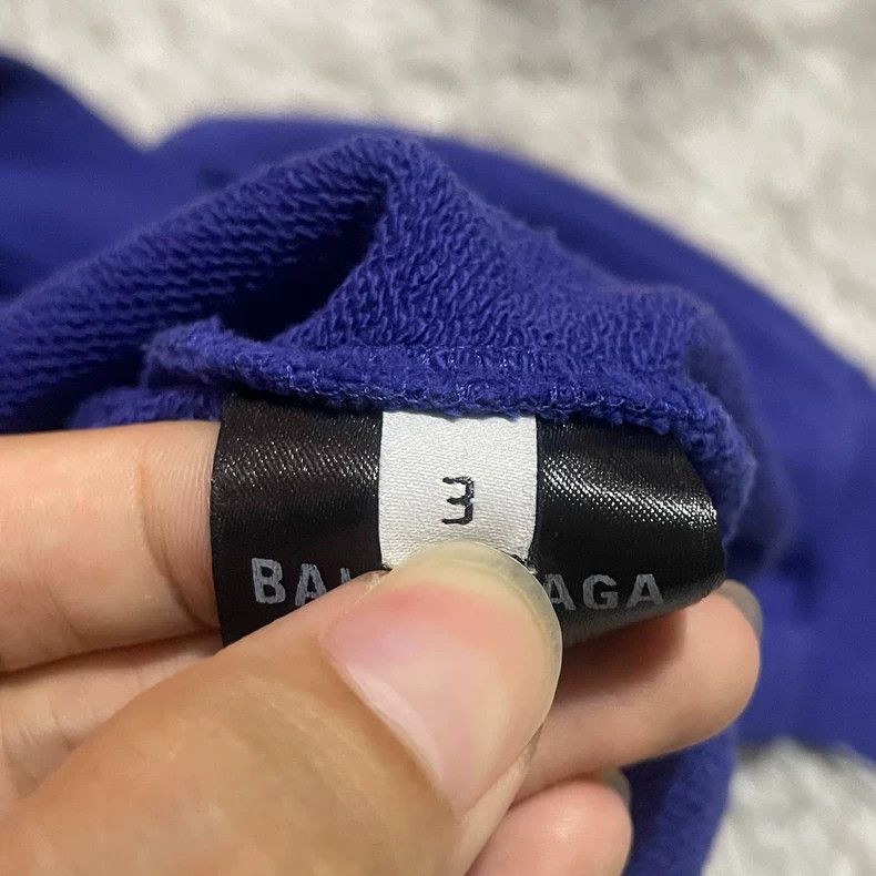Balenciaga Balenciaga Distressed Tape Logo Hoodie - dmc Size US M / EU 48-50 / 2 - 6 Thumbnail