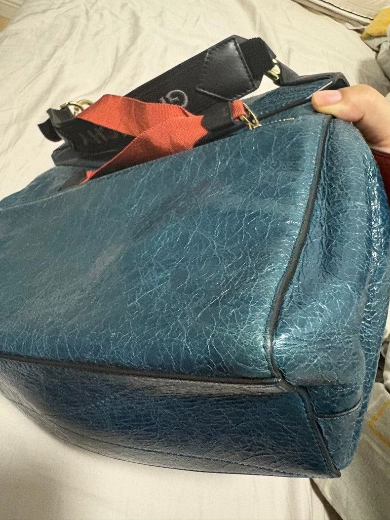 Givenchy Givenchy Blue Leather Shoulder Bag - dmc Size ONE SIZE - 5 Thumbnail