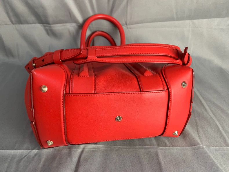 Givenchy Givenchy Red Leather Tote Handbag - dmc Size ONE SIZE - 4 Thumbnail