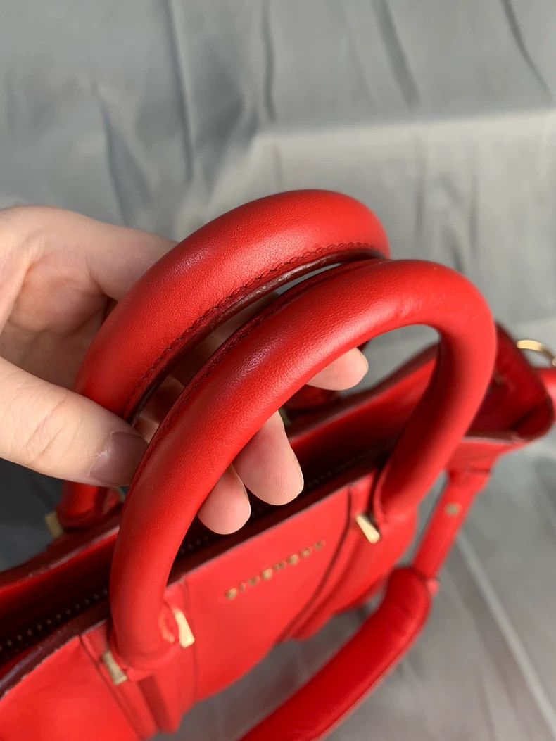 Givenchy Givenchy Red Leather Tote Handbag - dmc Size ONE SIZE - 2 Thumbnail