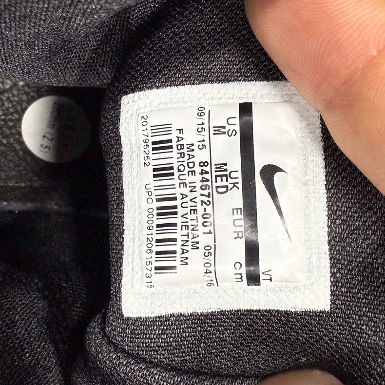 Acronym Acronym x Nike Air Presto Mid - dmc Size US 10 / EU 43 - 7 Thumbnail