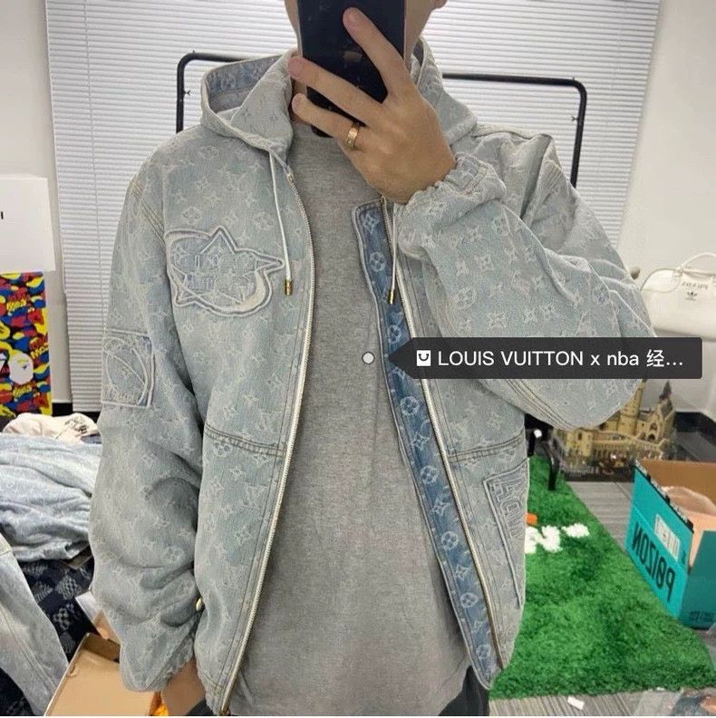 Louis Vuitton LV x NBA Blue Jacket Coat - dmc Size US M / EU 48-50 / 2 - 2 Thumbnail