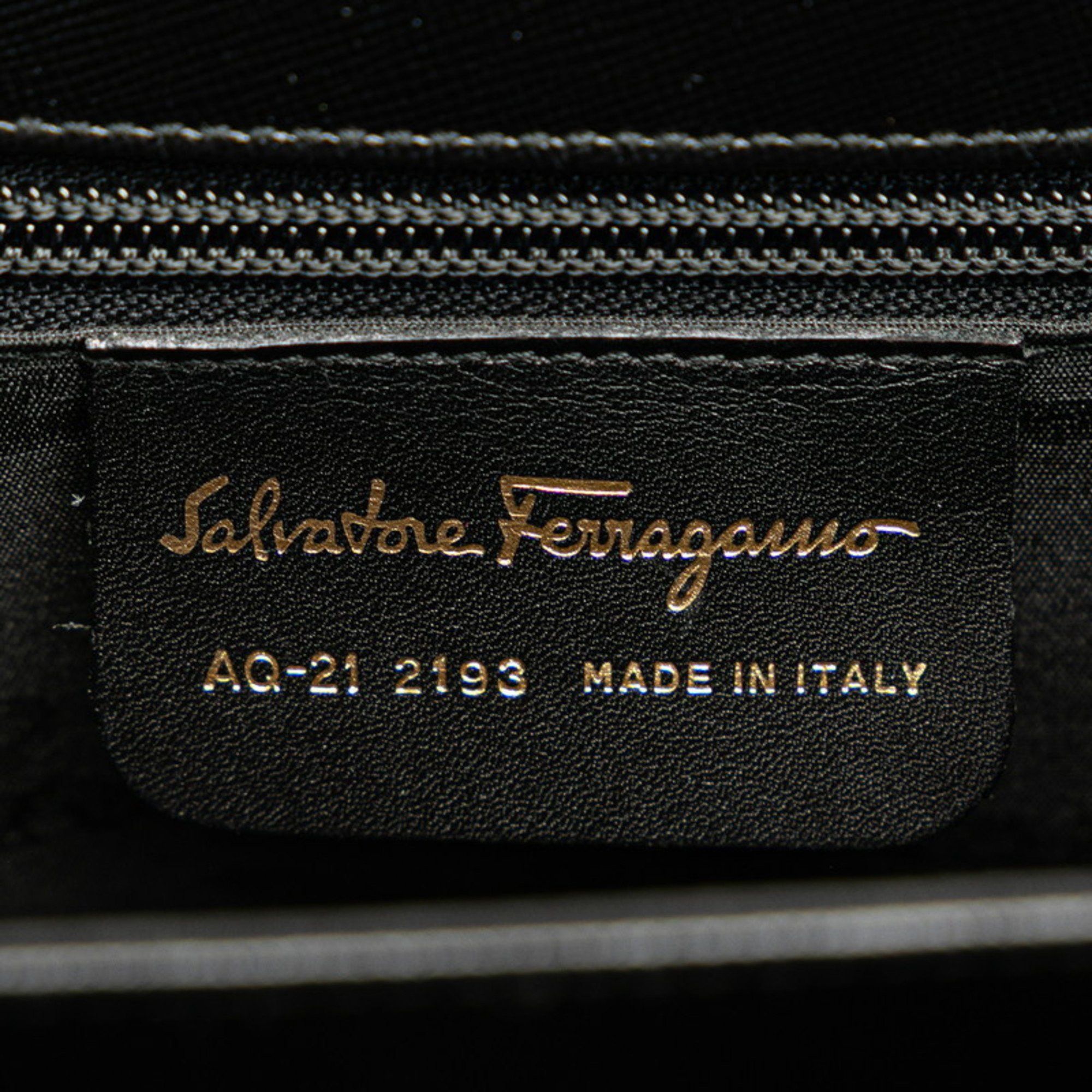 Salvatore Ferragamo Salvatore Ferragamo Gancini handbag/shoulder bag, 2-way, black leather, women's. Size ONE SIZE - 9 Thumbnail