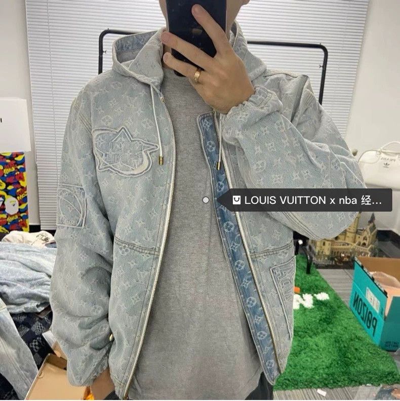 Louis Vuitton LV x NBA Blue Jacket - dmc Size US L / EU 52-54 / 3 - 8 Thumbnail