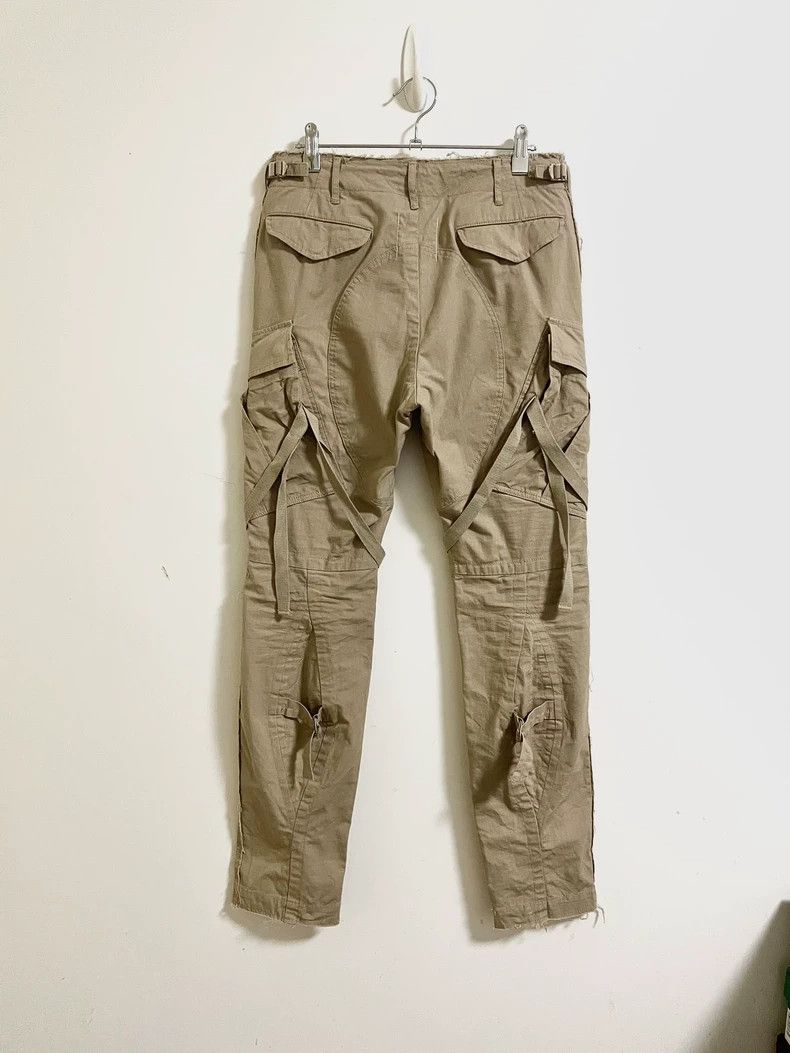 Takahiromiyashita The Soloist. takahiromiyashita bondage cargo pants - dmc Size US 31 - 2 Thumbnail