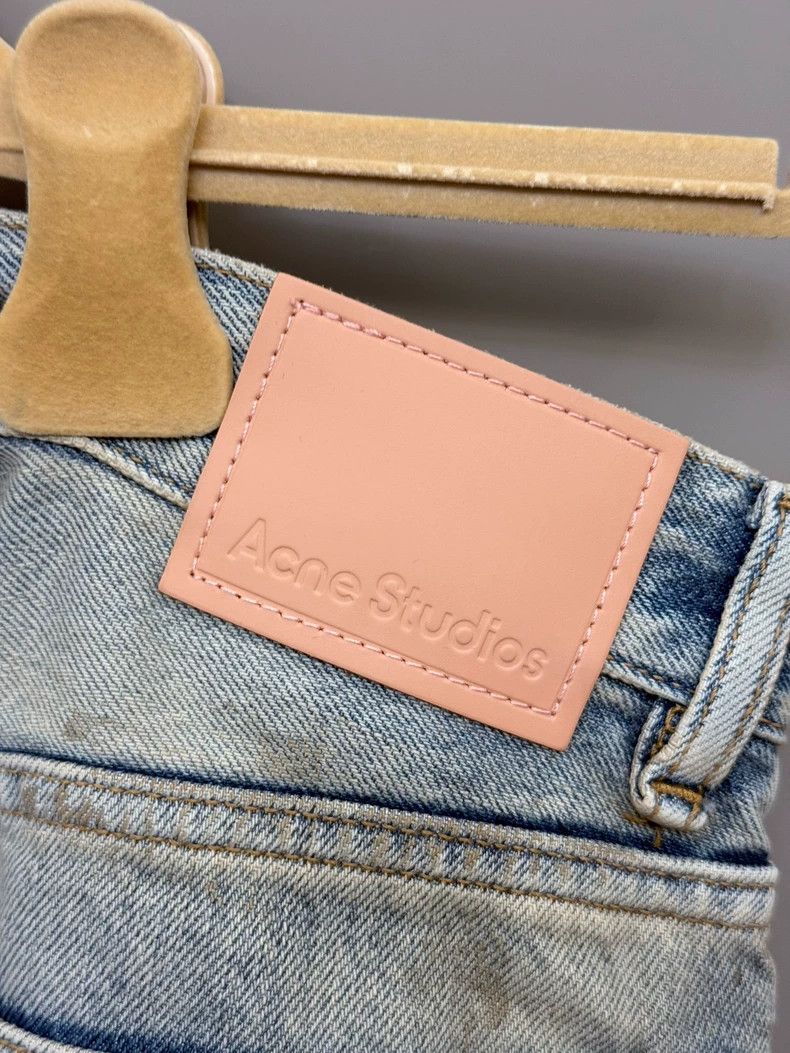 Acne Studios Acne Studios Distressed Straight Jeans - dmc Size US 26 / EU 42 - 4 Thumbnail