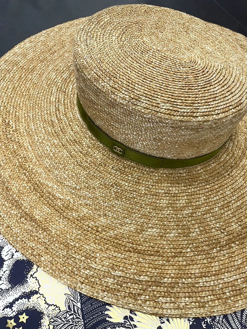 Chanel Chanel Green Wide Brim Straw Hat - dmc Size ONE SIZE - 2 Thumbnail