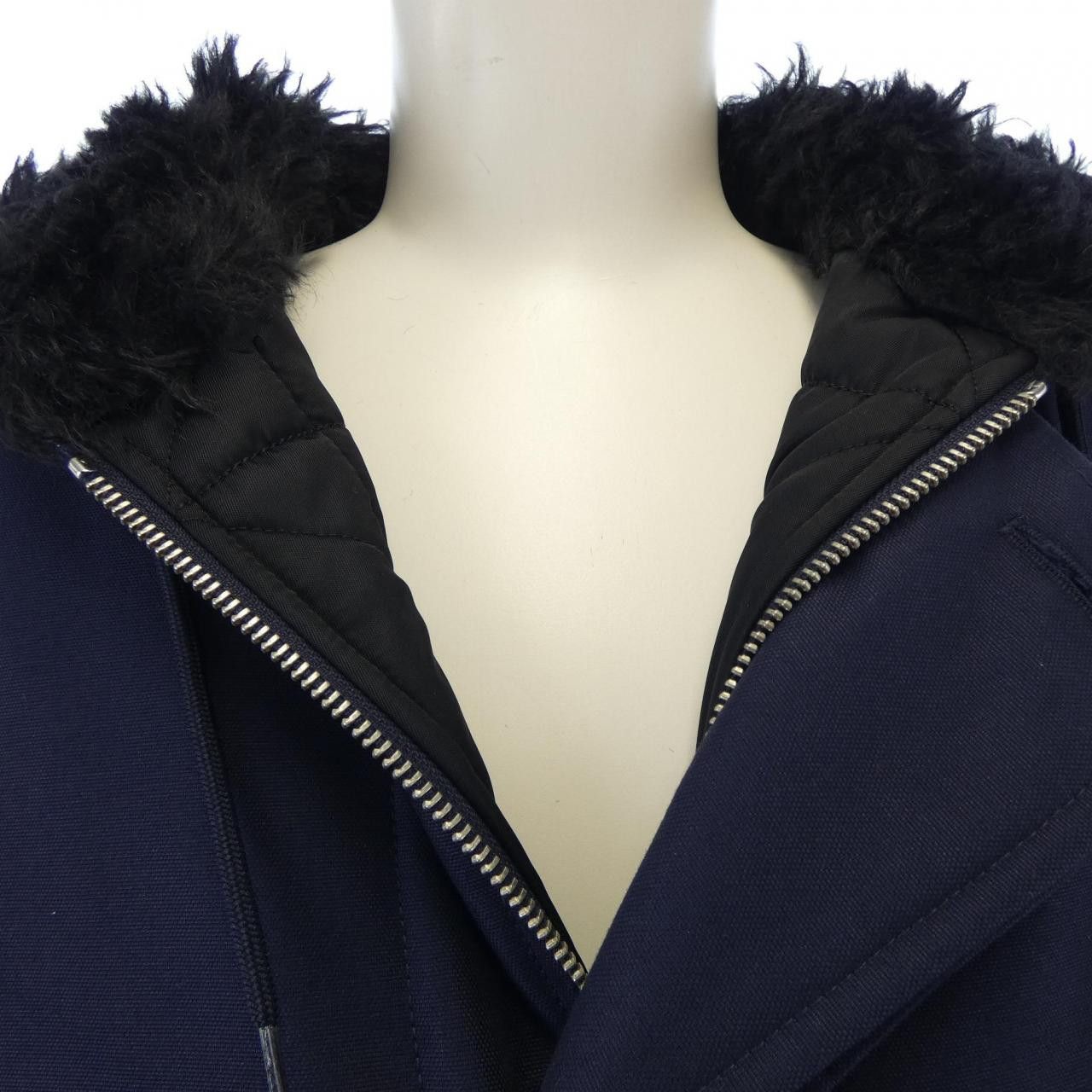Prada Prada Prada Triangle Logo ECONYL Coat Others Outerwear SGO132 S222 11HJ DUTY FREE for USA Size ONE SIZE - 5 Thumbnail