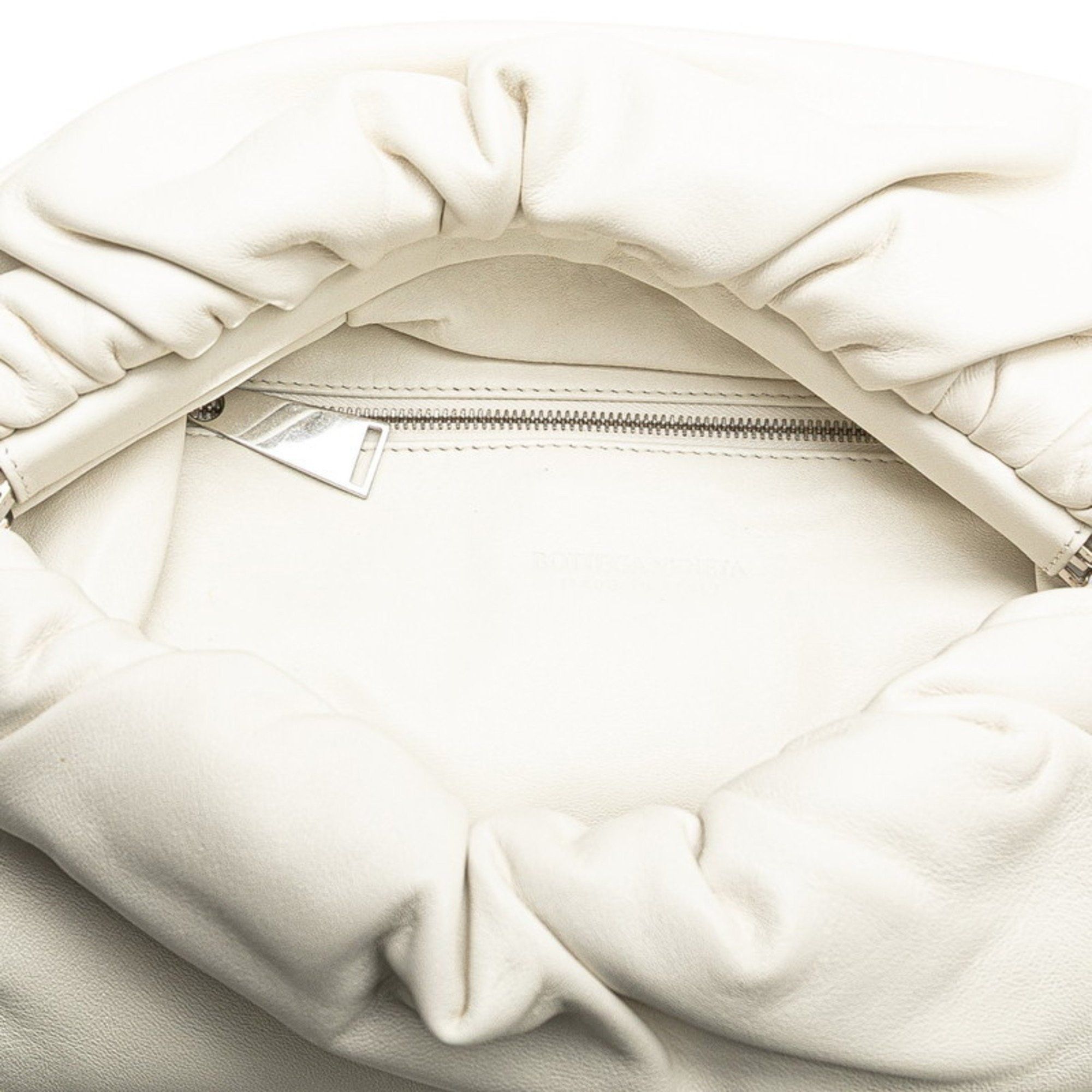 Bottega Veneta Bottega Veneta The Body Pouch, a body bag or waist in white leather for women. Size ONE SIZE - 6 Thumbnail