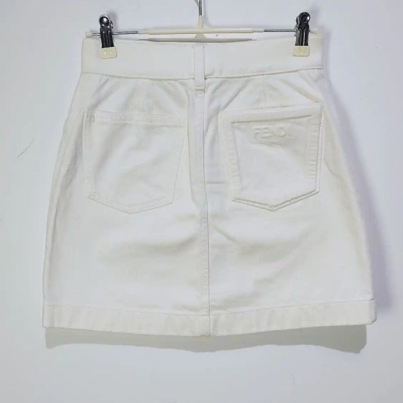 Fendi Fendi White Cotton Women's Mini Skirt 0089 Size 28" / US 6 / IT 42 - 2 Thumbnail
