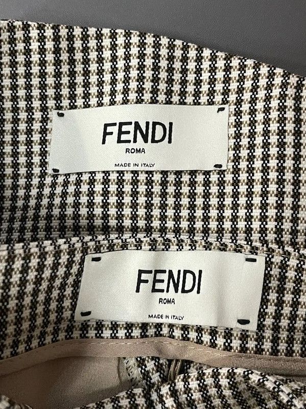Fendi FENDI Summer Houndstooth Women's Shorts 0089 Size 28" / US 6 / IT 42 - 6 Thumbnail