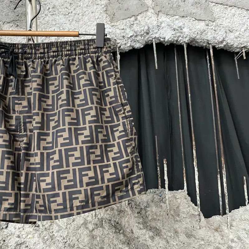 Fendi Fendi Summer Color Block Women's Shorts 0089 Size 28" / US 6 / IT 42 - 4 Thumbnail