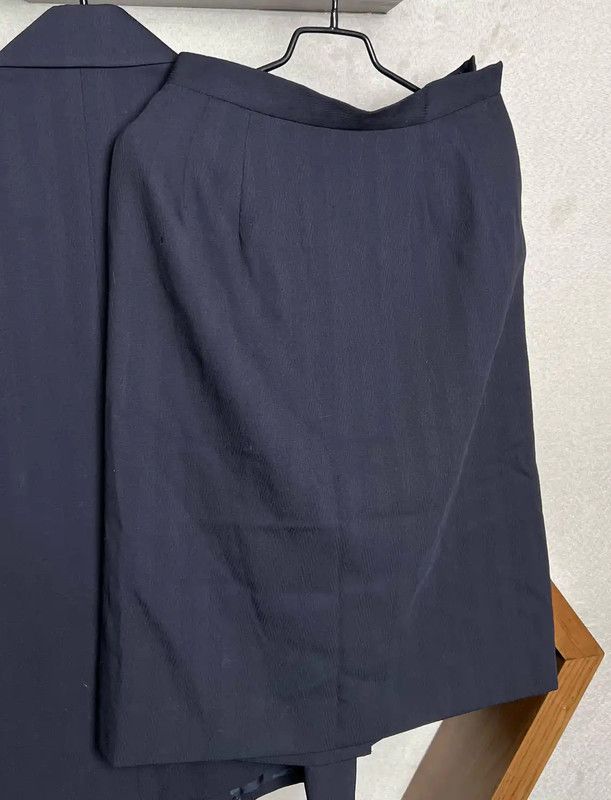 Yves Saint Laurent YSL Women's Navy Wool Cardigan 0089 Size ONE SIZE - 7 Thumbnail
