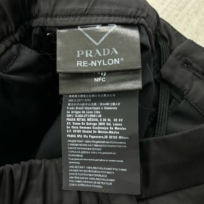 Prada Prada Men's Summer Black Nylon Logo Shorts Size US 34 / EU 50 - 5 Thumbnail