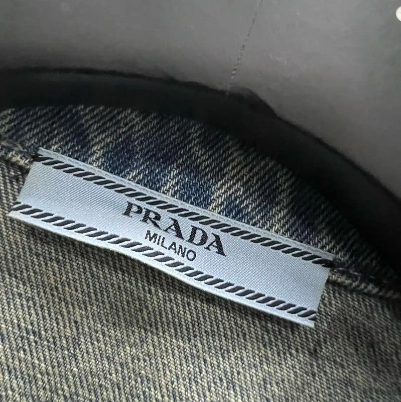 Prada Prada Short Sleeve Denim Shirt for Men Size US M / EU 48-50 / 2 - 3 Thumbnail