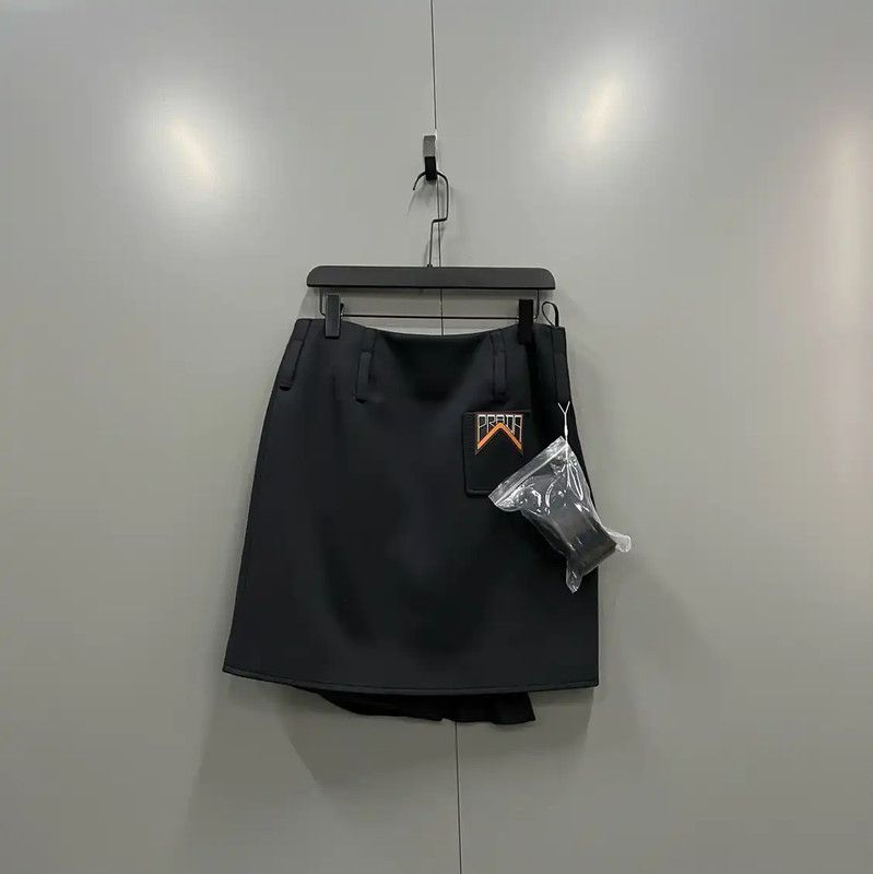 Prada Prada Black Cotton Summer Mini Skirt Size 28" / US 6 / IT 42 - 2 Thumbnail