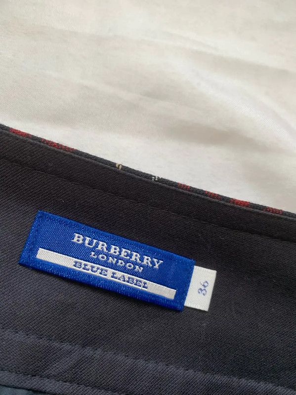 Burberry Burberry Red Plaid Wool Mini Skirt Size 22" - 3 Thumbnail